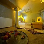 Serenus Cave * Ортахисар