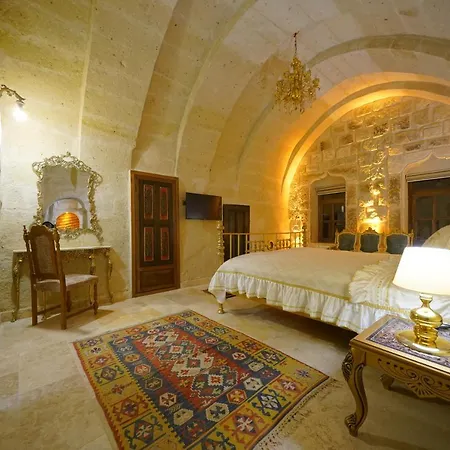 Hotel Serenus Cave *