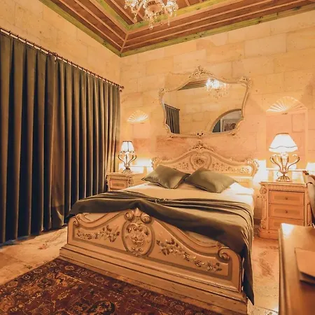 Hotel Serenus Cave *