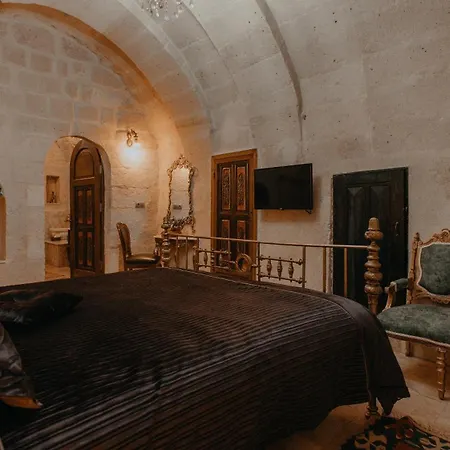 Serenus Cave * Ortahisar