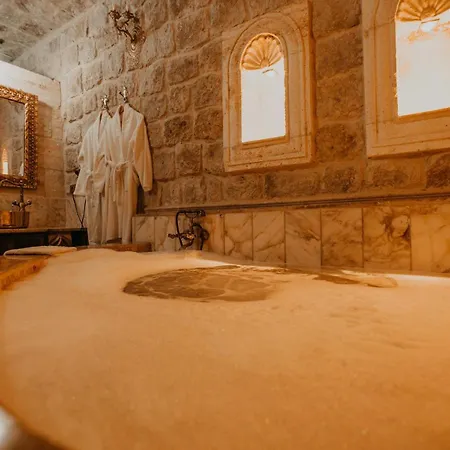 Serenus Cave * Ortahisar