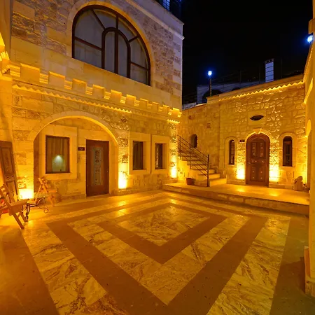 Serenus Cave Hotel *