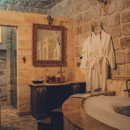 Serenus Cave Hotel