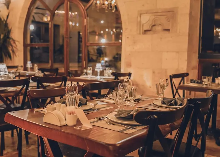 Serenus Cave * أورتاحصار