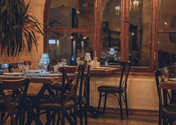 Serenus Cave أورتاحصار