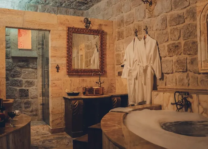 Hotel Serenus Cave *