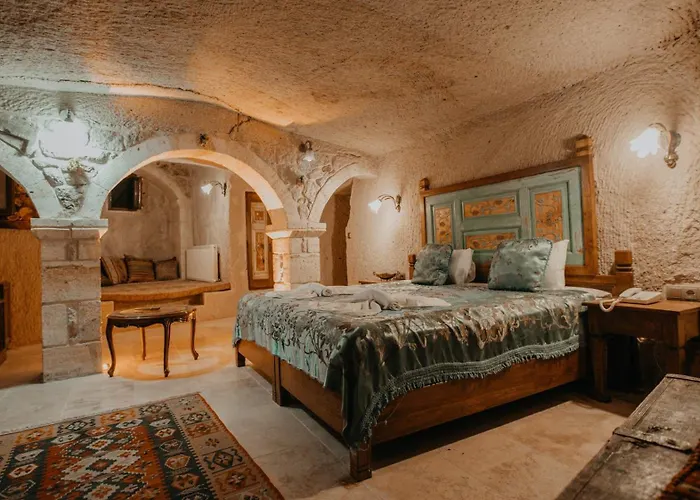 Serenus Cave * أورتاحصار