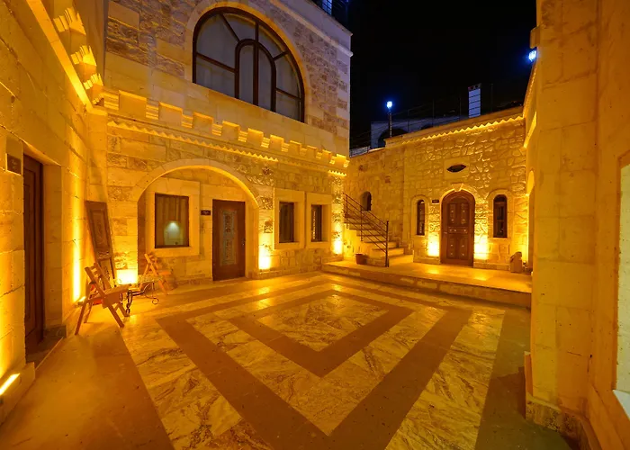 Serenus Cave فندق *