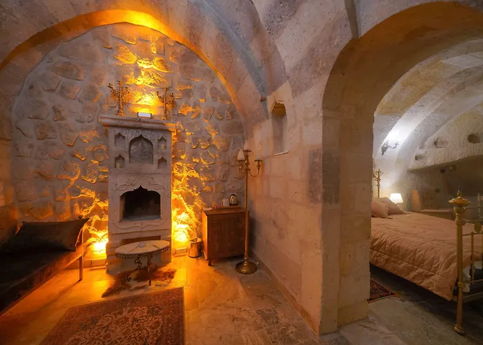 Serenus Cave فندق *